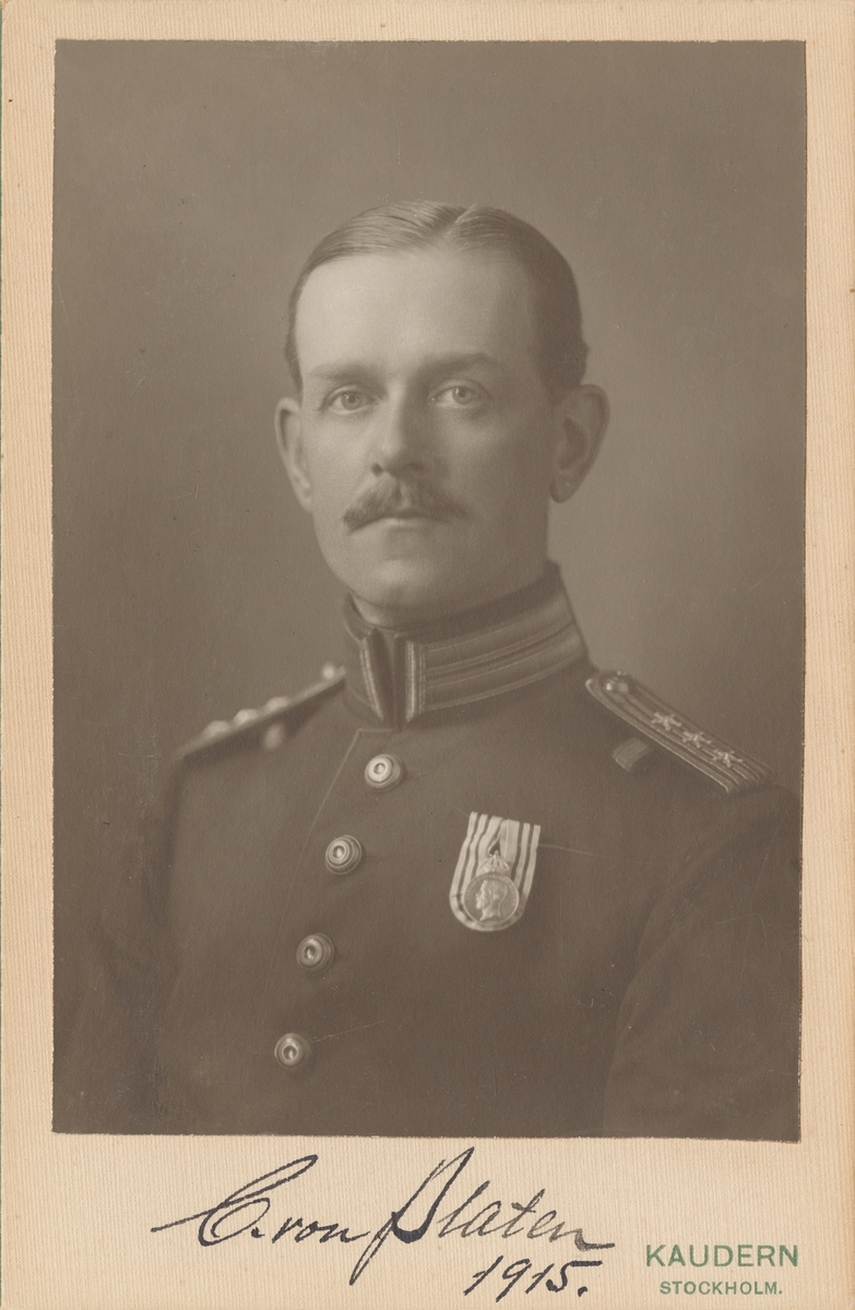 Porträtt av Carl Fredriksson von Platen, kapten vid Kronobergs regemente.