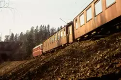 Elektrisk lokomotiv El 11 med persontog retning Drammen i Li