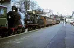 Elektrisk lokomotiv El 5 2039 og damplokomotiv 24b nr. 236 m
