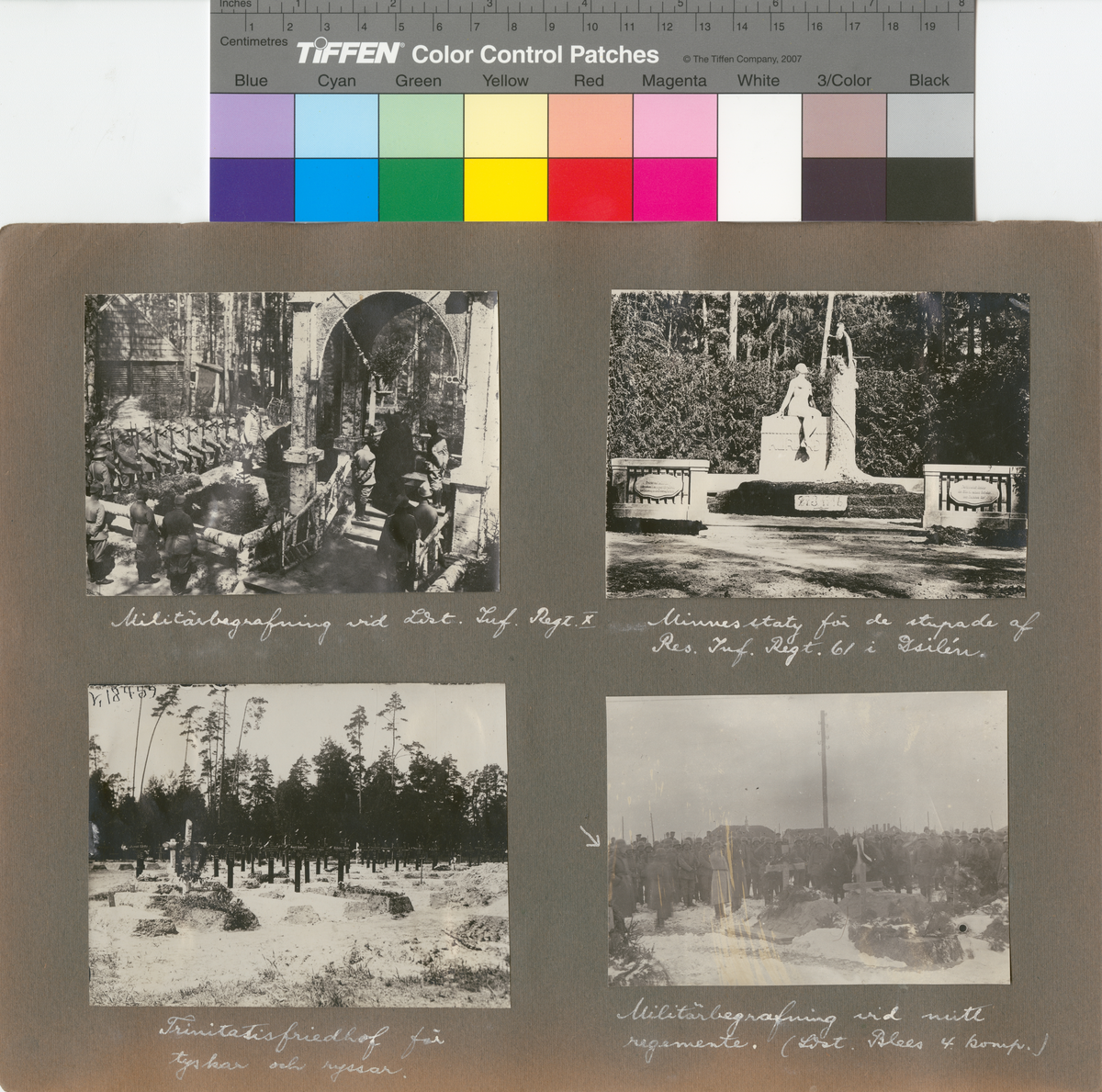 Text i fotoalbum: "Trinitatisfriedhof för tyskar och ryssar".