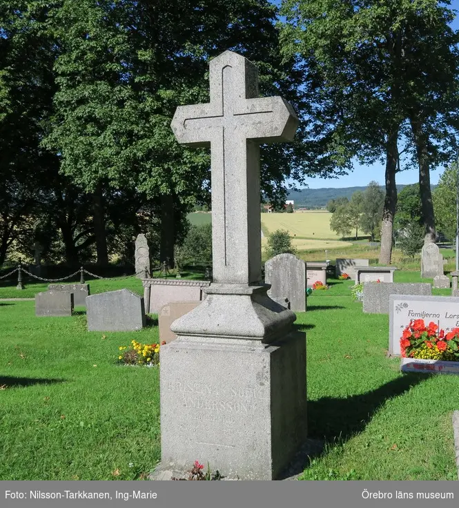 Kils kyrkogård Inventering av kulturhistoriskt värdefulla gravvårdar 2015, Kvarter 1.