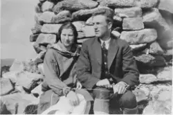 Halvard og Clara Løiten på Høgevarde, 1927.