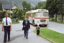 Veteranbuss på tur
Bussjåfør Odd Harald Åmellem, Ann Kristin