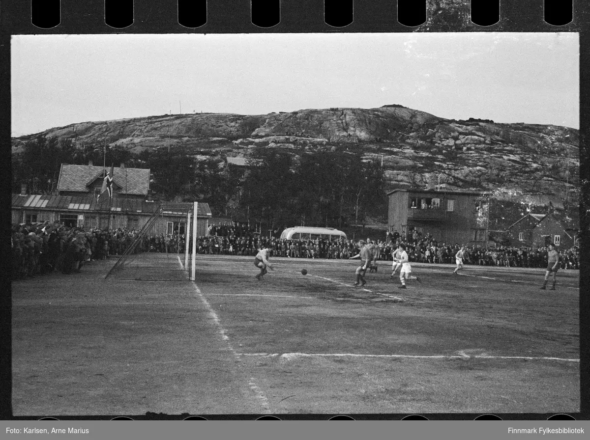 Fotballkamp i Kirkenes, antagelig i 1947 (se historikk)