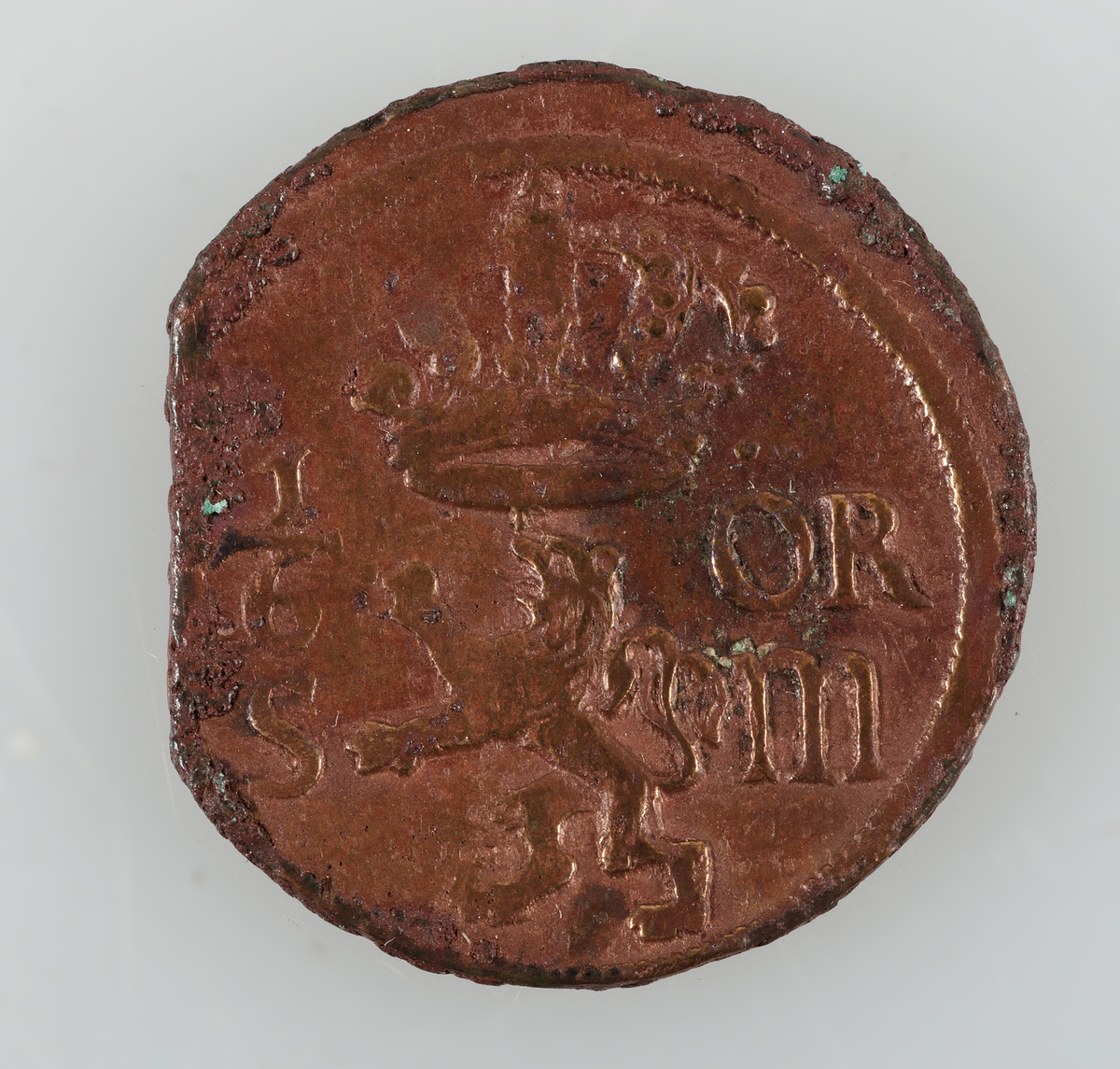 Mynt. 1/6 öre SM 1707-08 (Karl XII). Präglat i Avesta.