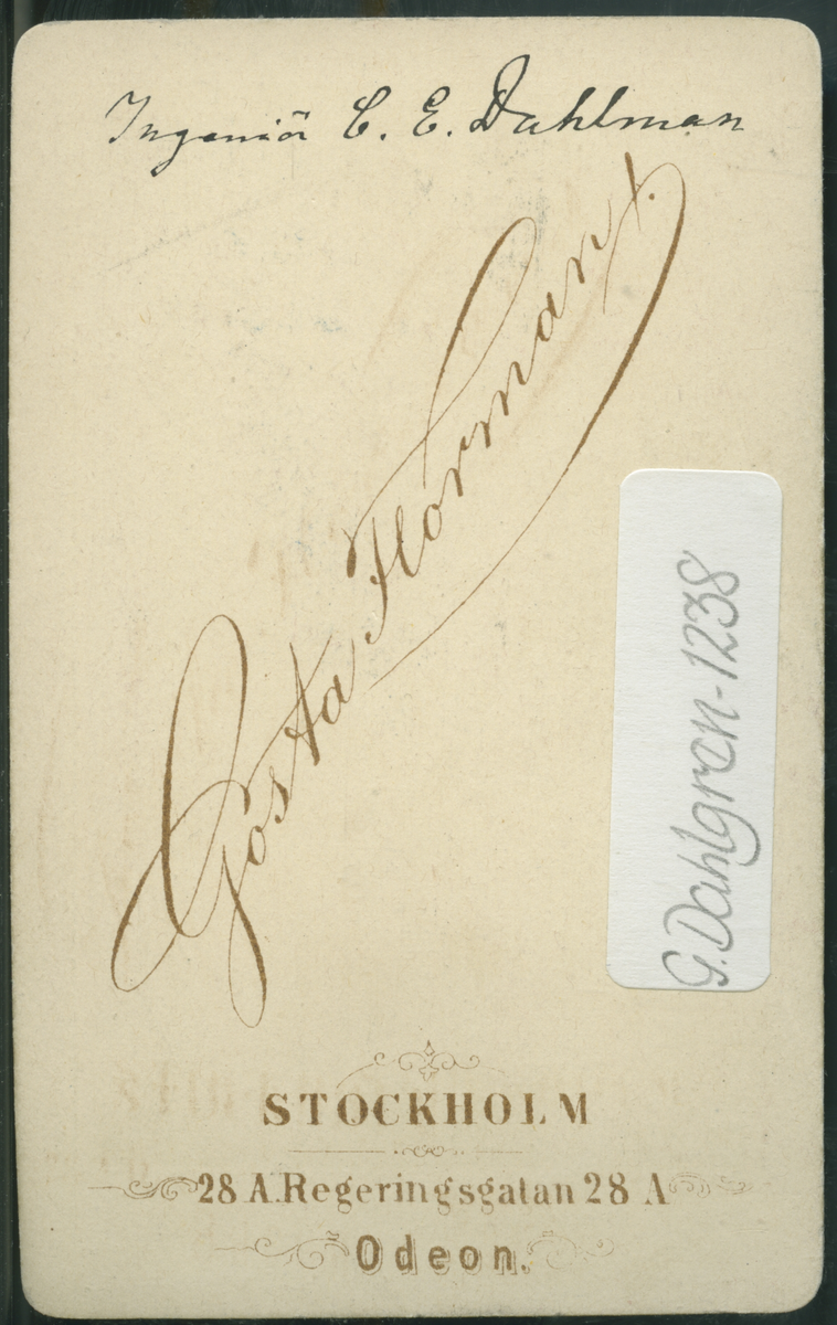 På kuvertet står följande information sammanställd vid museets första genomgång av materialet: Ingenjör Carl Edvard Dahlman
Stockholm.