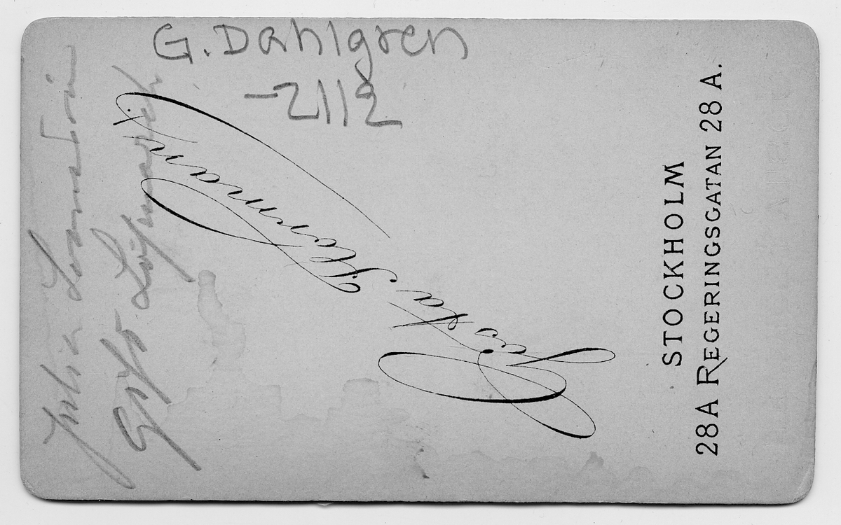 På kuvertet står följande information sammanställd vid museets första genomgång av materialet: Julia Svanström
