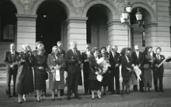 Regjeringen Gro Harlem Brundtland på Slottsplassen i novembe