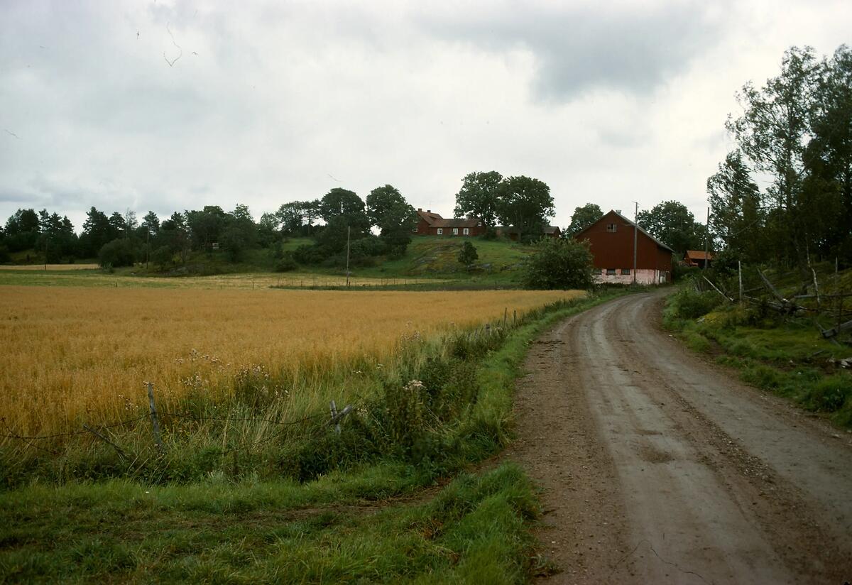 Kyrkby från VNV.