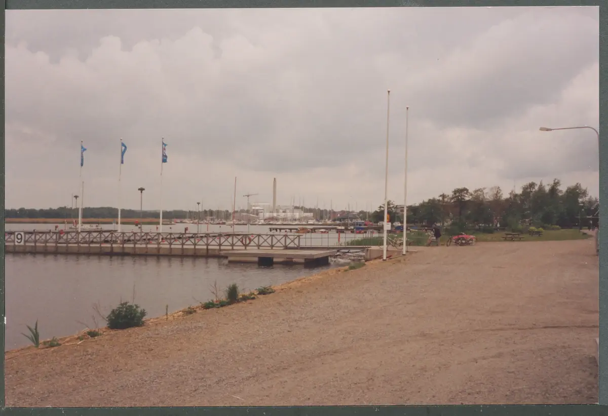 Bussresa 1994 till Nynäs och Nyköping. Utsikt från restaurang Fjärden. 
Foto: Neida och Stig Jonsson.