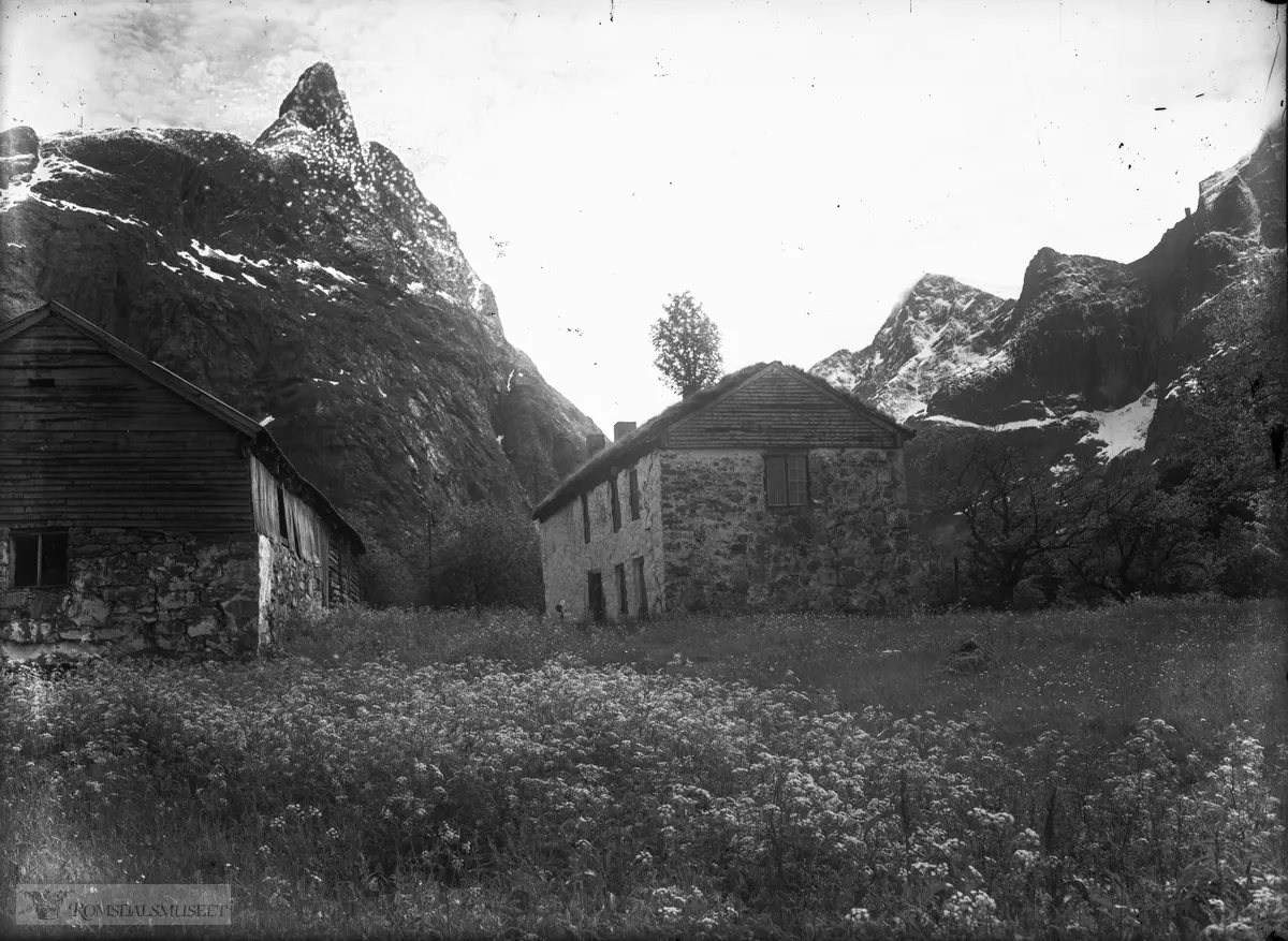Ner-Hole i Romsdalen.