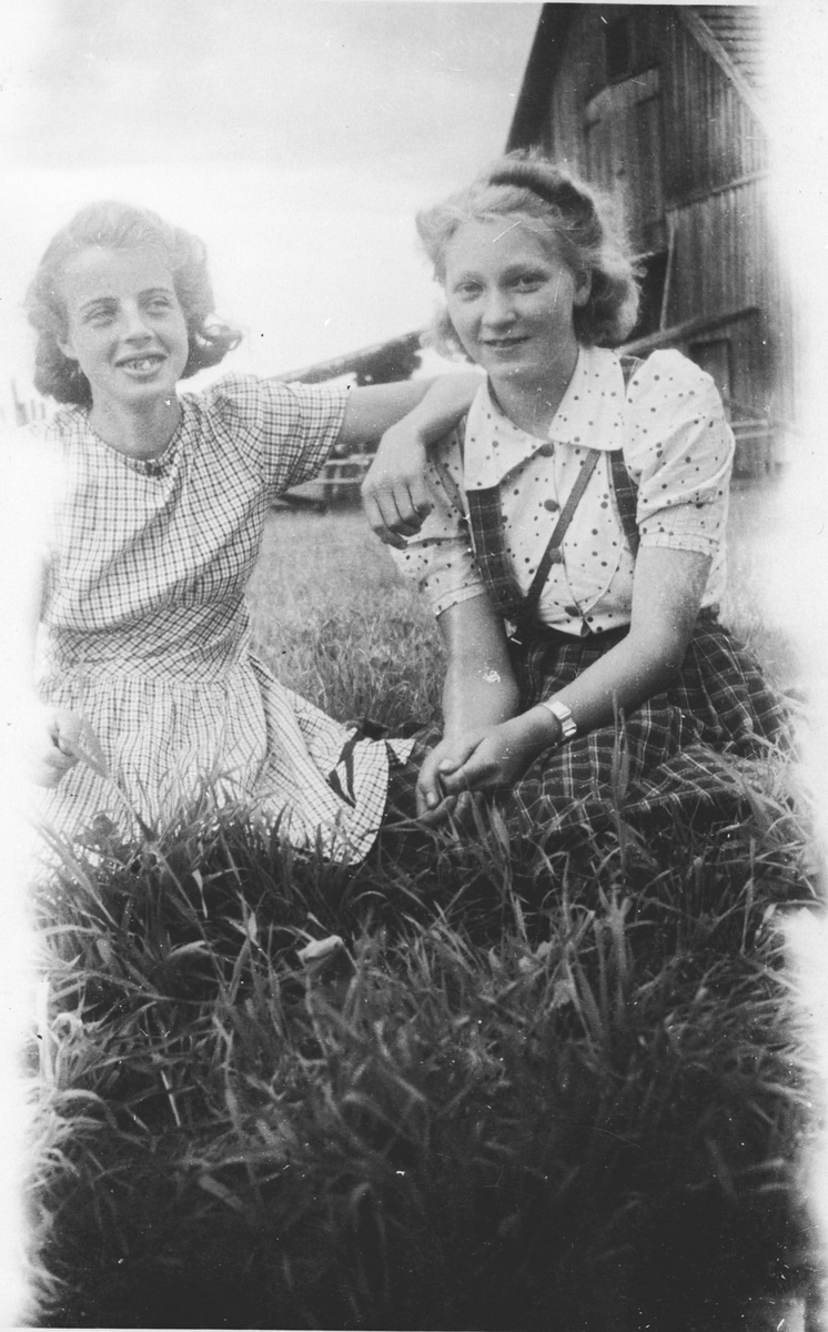 To venniner. Marie Klette og Mary Høglund
