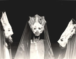 "Gudene kan ikke klandres", teaterforestilling på Parkteatre