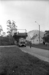 Fergen Mardøla fraktes til Eikesdalsvatnet.