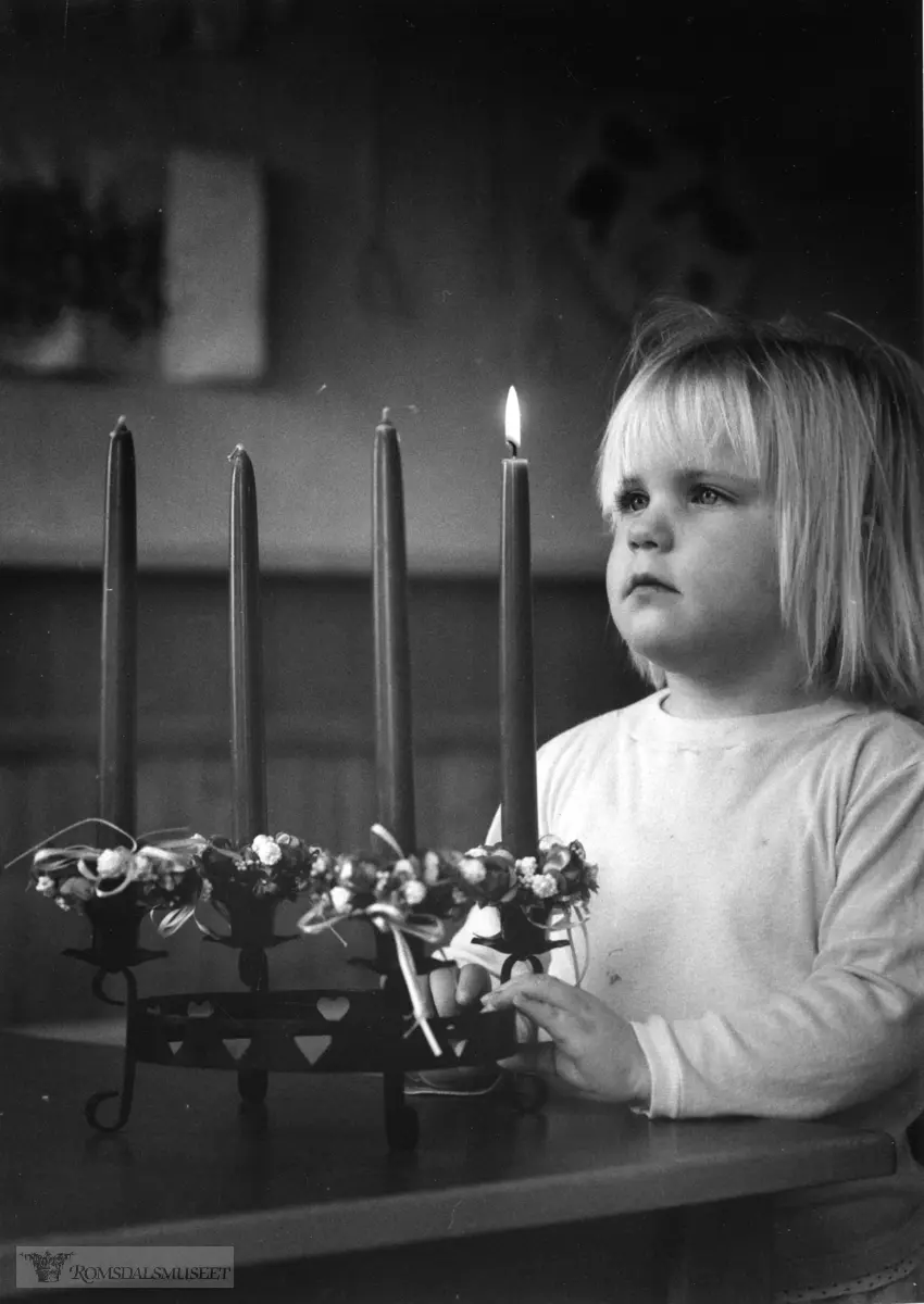 Advent i Nord-Heggdal barnehage..(Trykt i RB 30.11.1991)