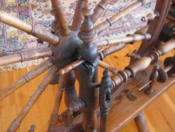 Rokkeknut .Rokk dreiet av Knut H Helland f.1847 d.1918..På s