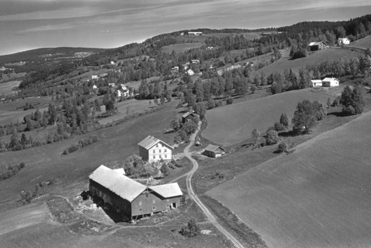 Flyfoto av Spikdalen, Nordåsen, Brumunddal.