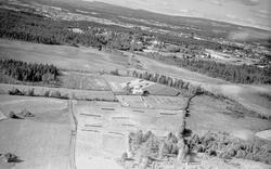 FLYFOTO UKJENT GARD I LØTEN.