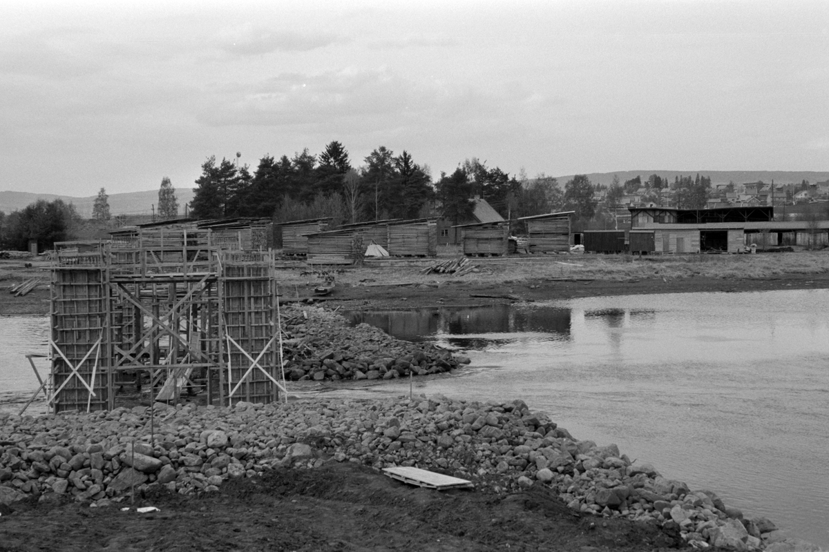 SVARTELVA, FISKEPLASS, FISKEINNRETNING, ÅKERSVIKA, Hamar, 15. 05. 1971, FOTO: P. M. T. 