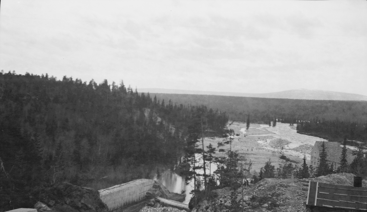Osfallet kraftstasjon etter ødeleggelsene under vårflommen 1916