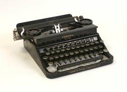 Skrivemaskin