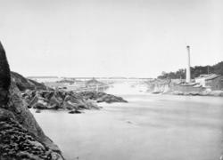 Bru over Glomma ved Sarpsfossen