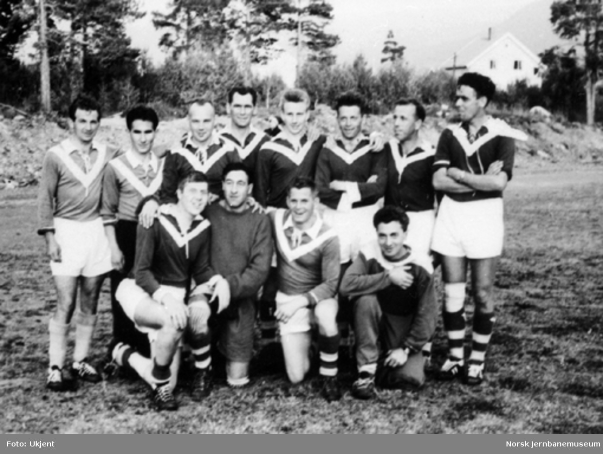 Laget fra NSB Hamar, som ble norsk jernbanemester i fotball ved Jernbane-NM på Oppdal 1964