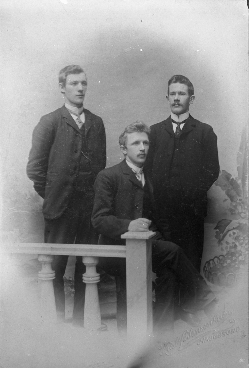 Tre skipperelever fra Sjømansskolen.