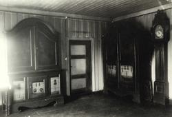 Nøtåsen, Elverum, Sør-Østerdal, Hedmark. Interiør fra stue m