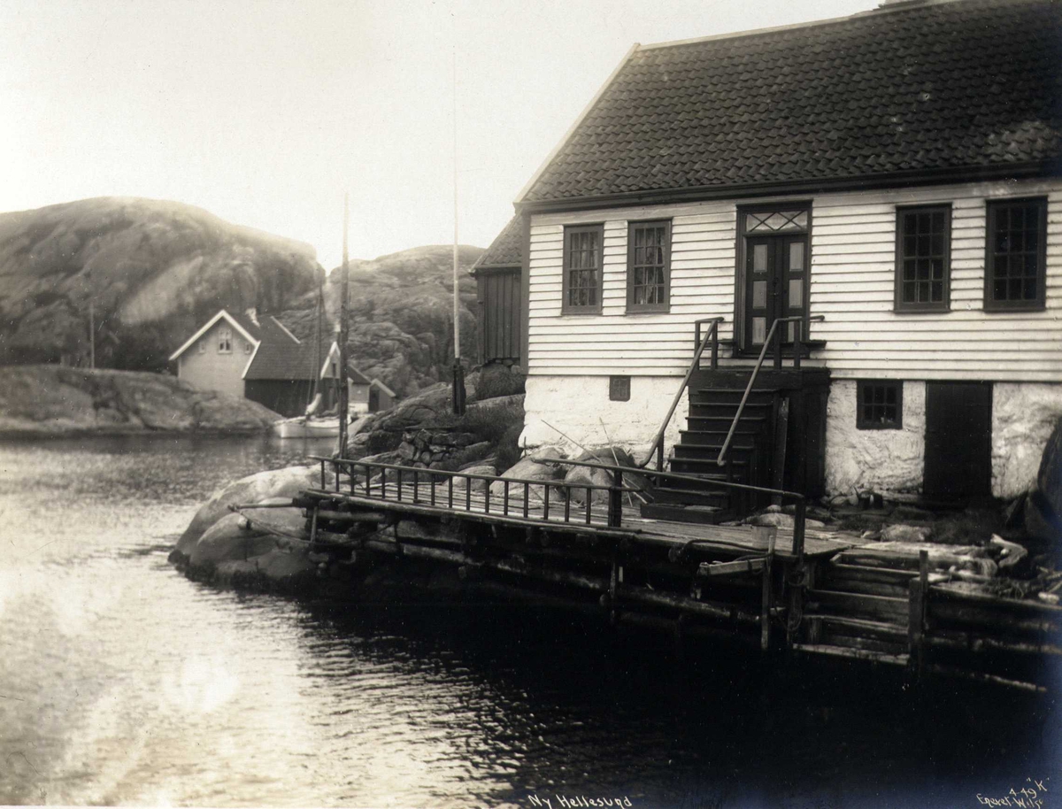 Skjærgård med trehus, Ny Hellesund, Søgne, Vest-Agder. Fotografert 1912.