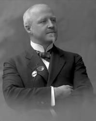 Portretter, mann i dress, høyesterettsadvokat Onsager.