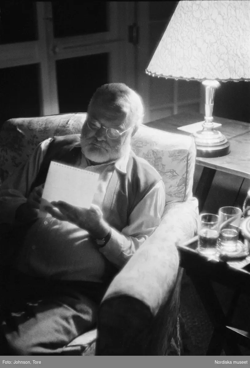Ernest Hemingway, amerikansk föfattare (1899-1961) i sitt hem på Kuba