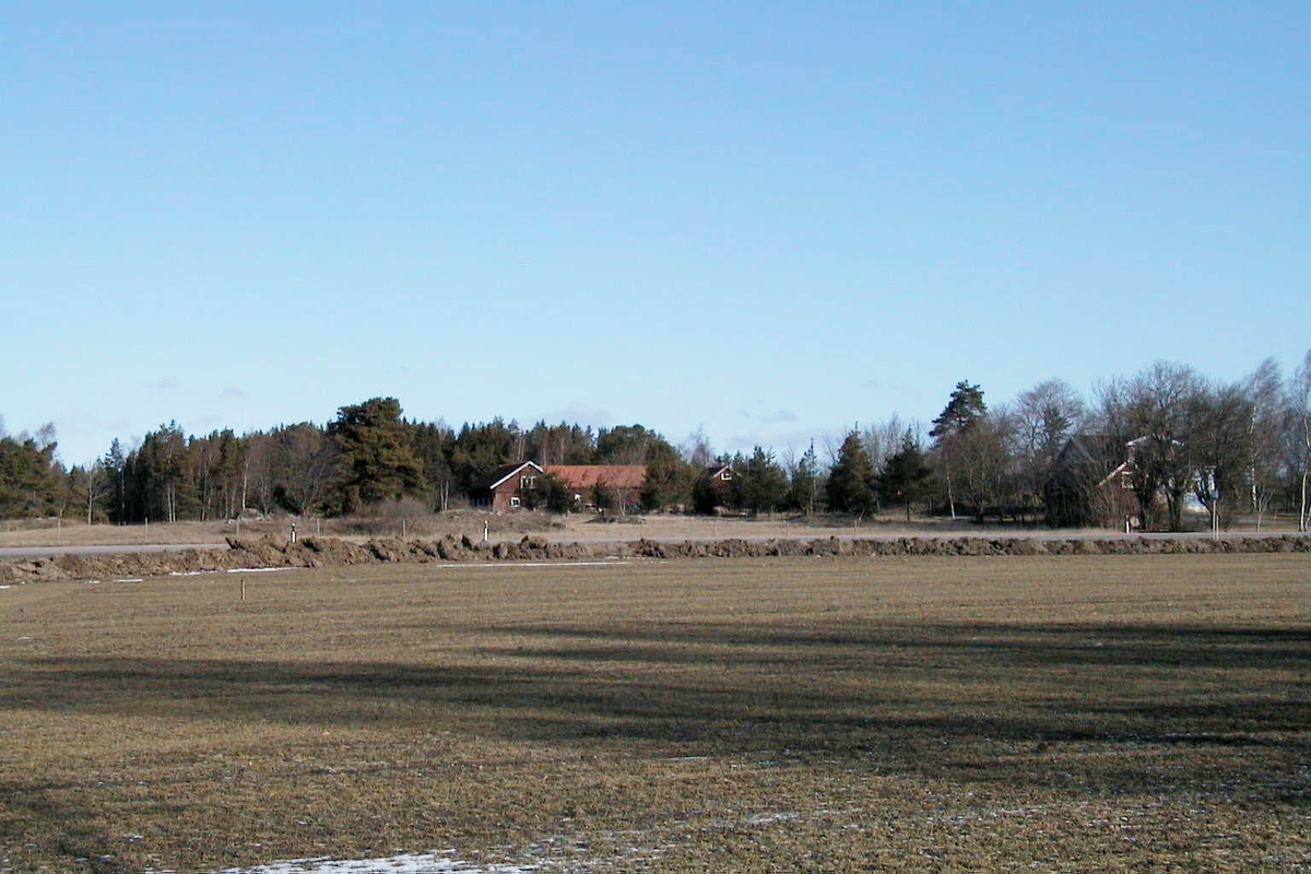 Arkeologisk schaktningsövervakning, Blåbo, Litslena socken, Uppland 2000