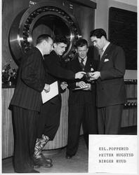 Kongsbergkarer på besøk ved SKF