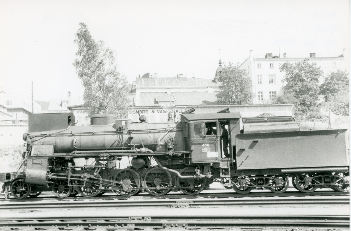 Damplokomotiv type 26c nr. 436 ved kulldepoet i Lodalen i Oslo.