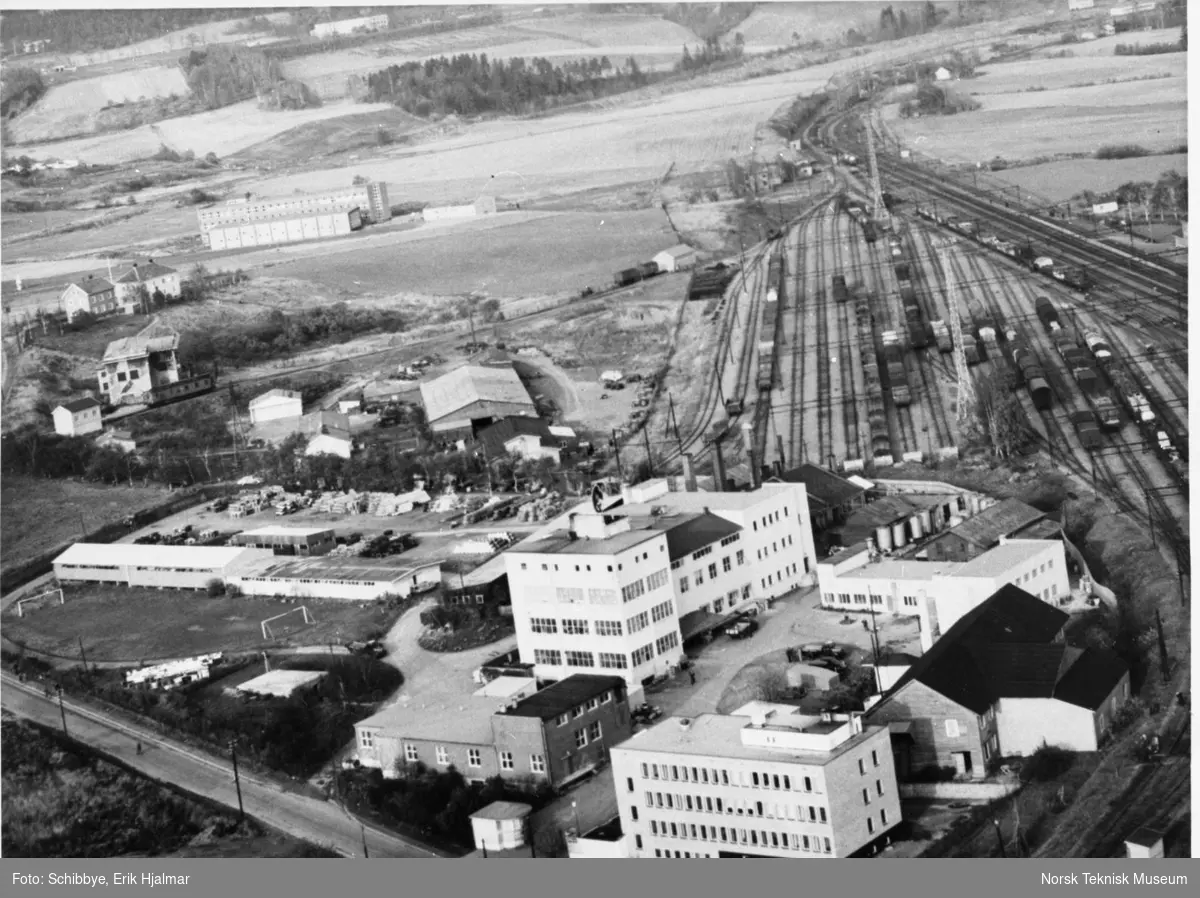 Alf Bjerckes fabrikk på Alnabru 1954