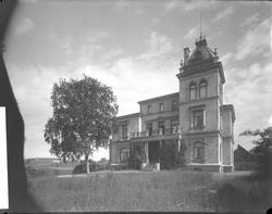 G.W.Hammer, Sandakerveien