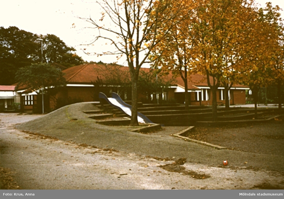 1970-talsskolbyggnad i Lindome.