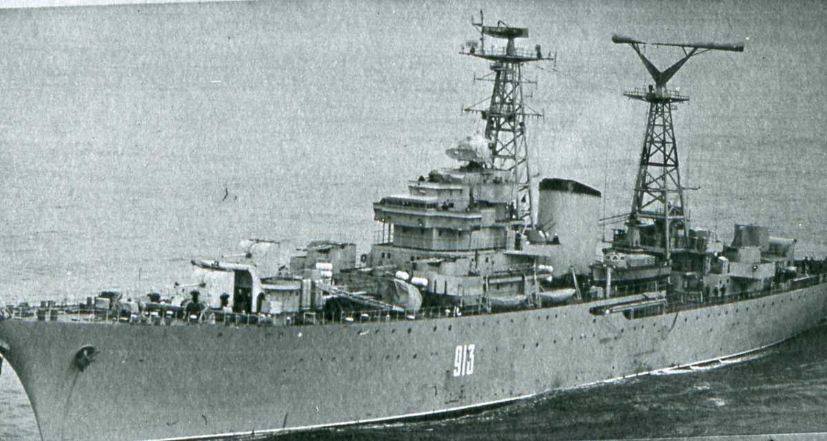 Russisk fartøy av Modifisert Don - klassen med nr. 913 og som heter Fedor Vidyaev.
