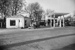 bensinstasjon, Standard, eksteriør, personbil, Ford, Chevrol