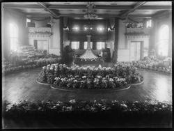 Blomsterutstilling, ukjent lokale i Sarpsborg, Festiviteten?