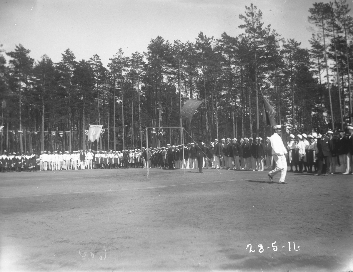 Idrettsarrangement (Turnstevne?) 28/5-1916. Kragerø