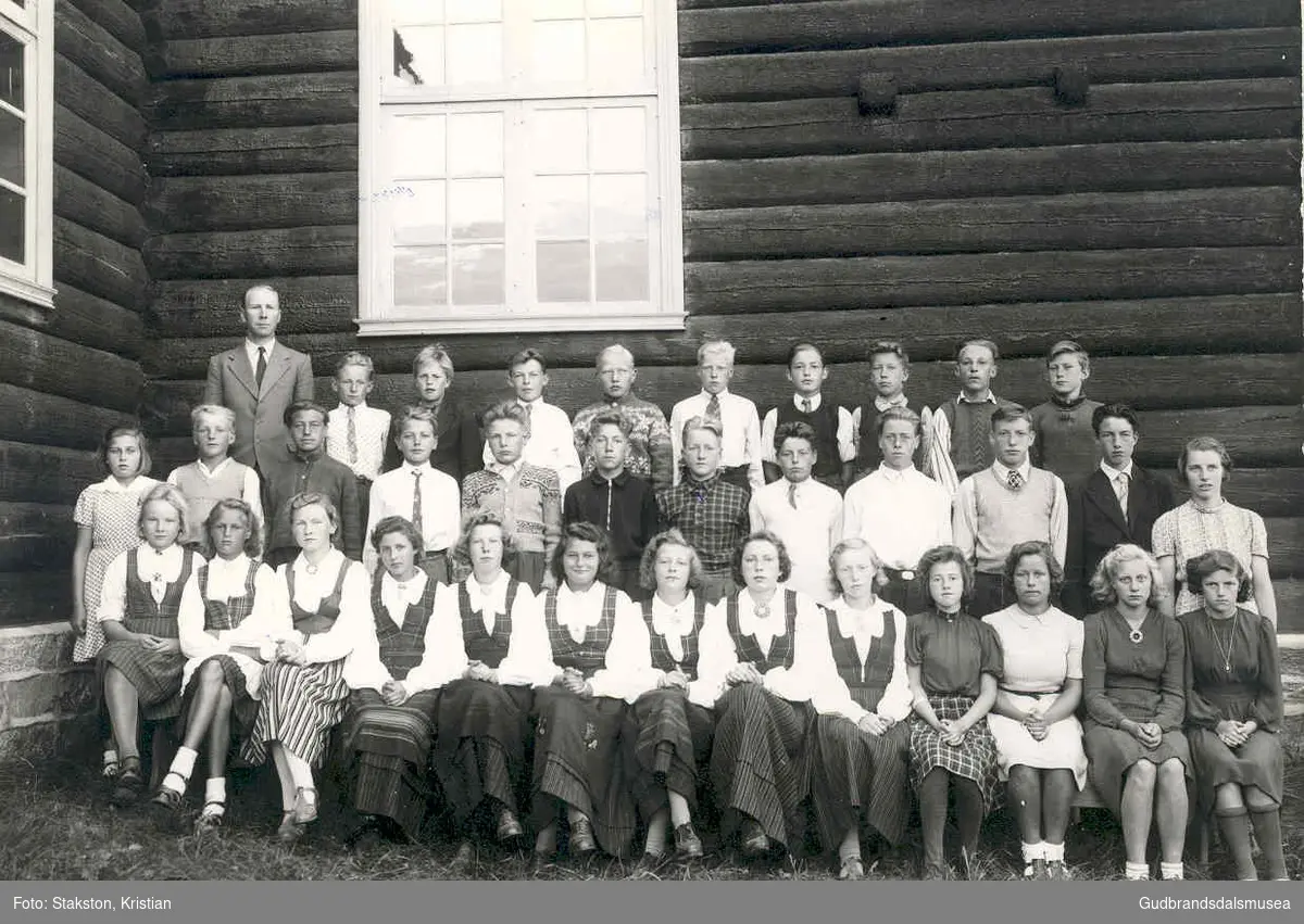 Konfirmasjon ved Skjåk kyrkje 1944