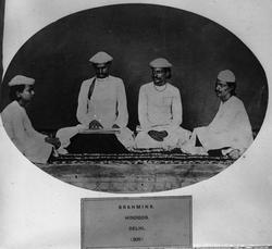 8806. Brahminer. Hinduer fra Delhi. Indien.