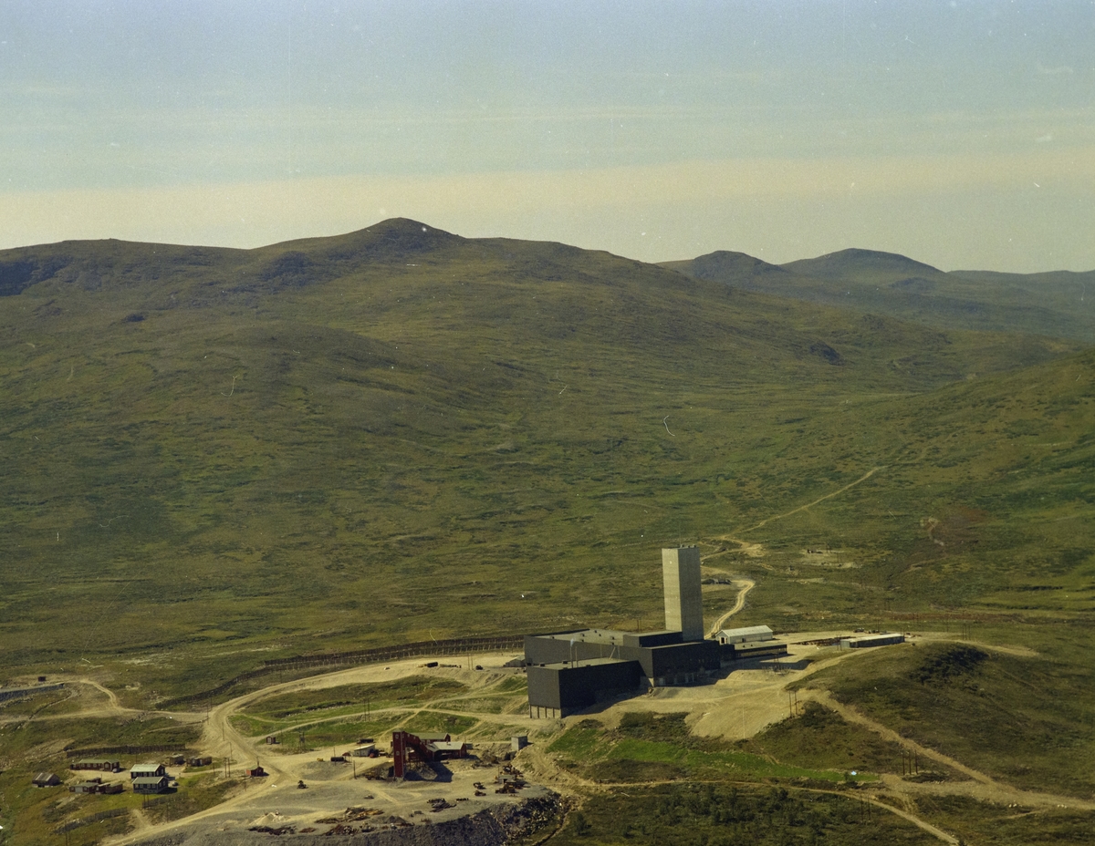 Flyfoto, Tverrfjellet Gruver, Hjerkinn, Dovre kommune - Maihaugen ...