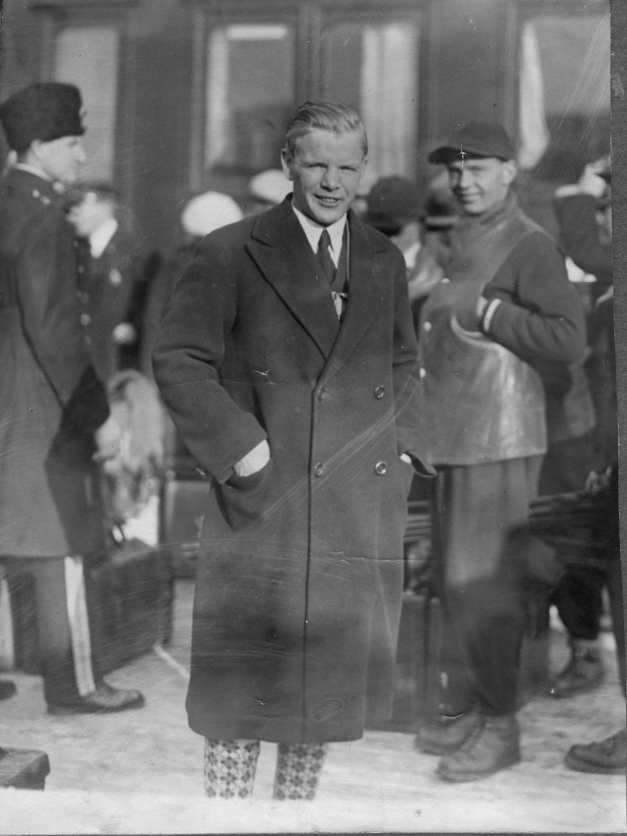 Sigmund Ruud som tilskuer under renn 1920-tallet