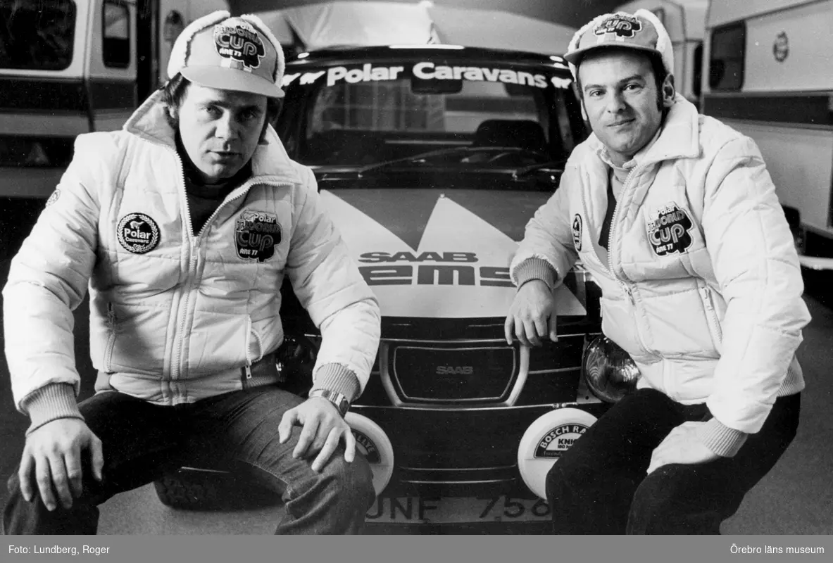Motorsport. Per Eklund och Stig Blomqvist.
Stig Blomqvist, SMK Örebro (1946-07-29), rallyförare, född, uppvuxen och bosatt i Örebro. Sedan 1970 fast knuten till Saab.
20 februari 1976.