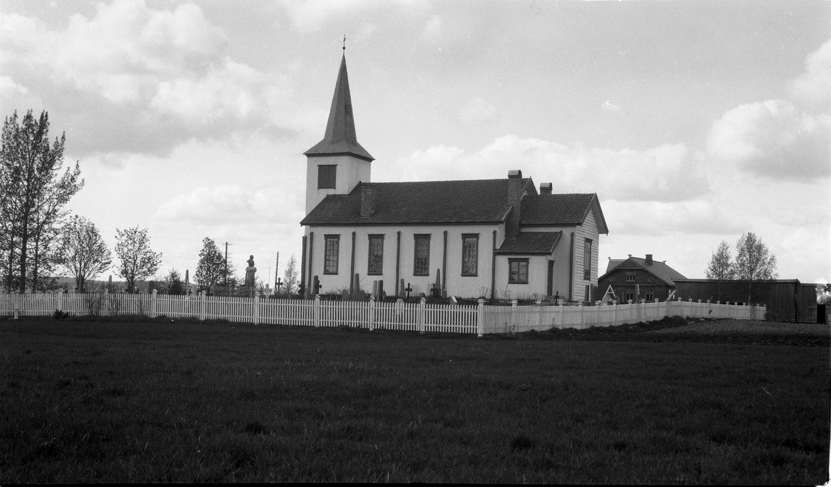 Eina kirke, Vestre Toten, juni 1925.