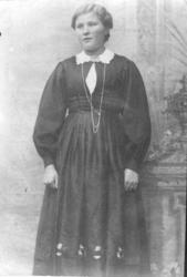 Magnhild Storlien (f. Vesløygard 1896)