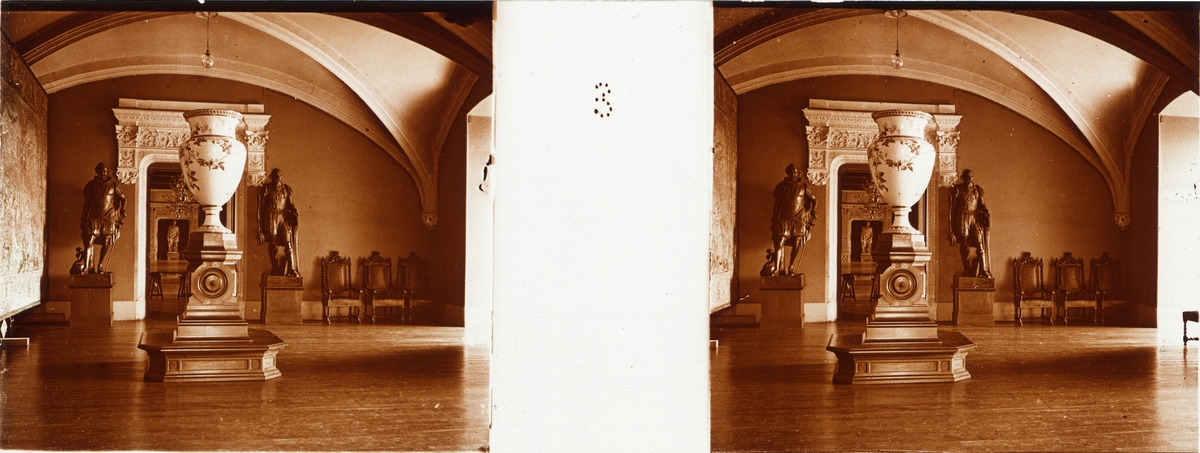 Stereobild av officerssalen i Chateau de Pau.
"Salle des Officers".